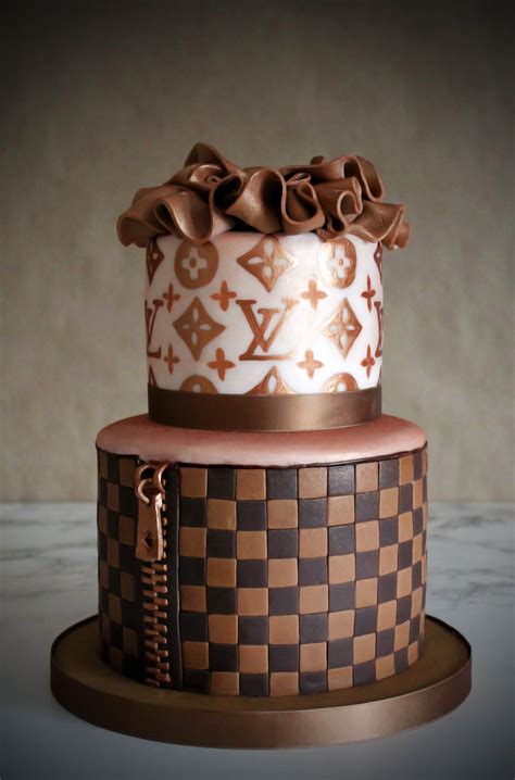 Louis Vuitton cakes